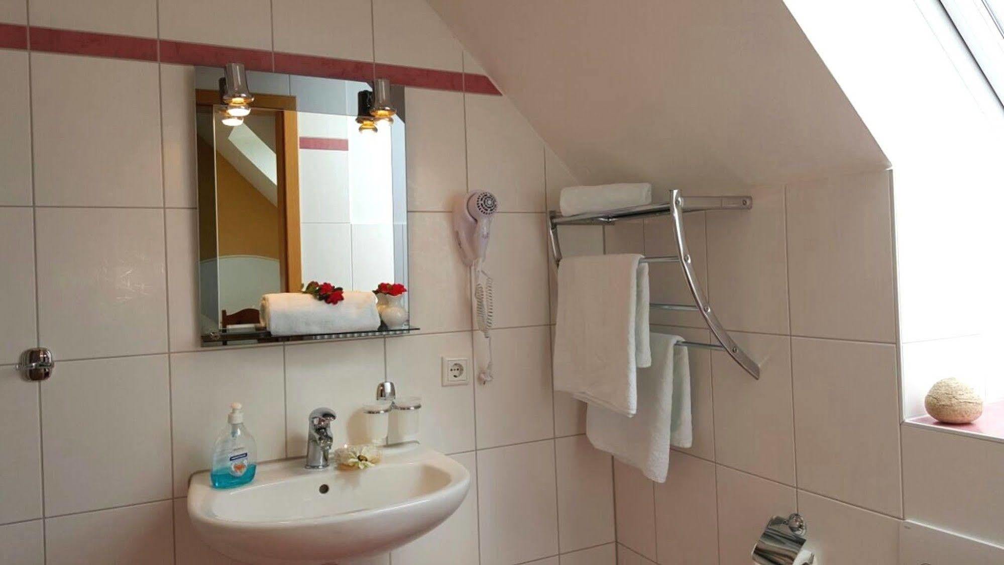 Hotel "Pension Marlis" Garni Reichenberg  Extérieur photo